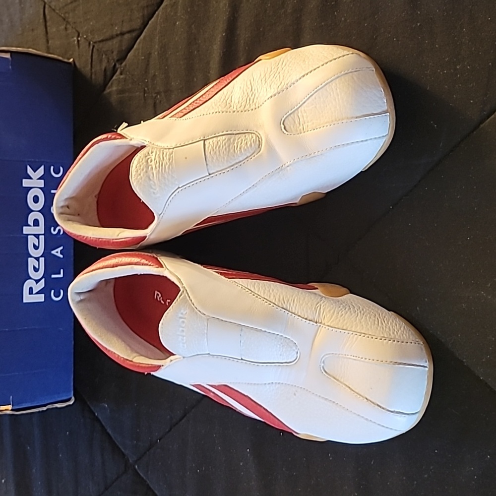 REEBOK Sneakers